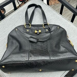 YVES SAINT LAURENT Muse Embossed leather Handbag Black